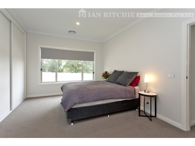 2/591 Keene Street, East Albury NSW 2640