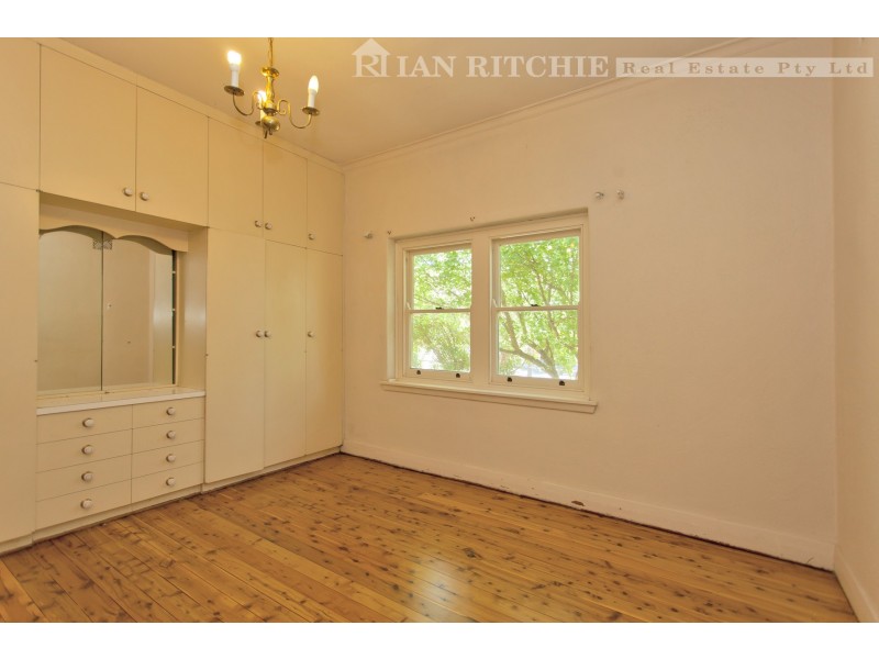 881 Frauenfelder Street, North Albury NSW 2640