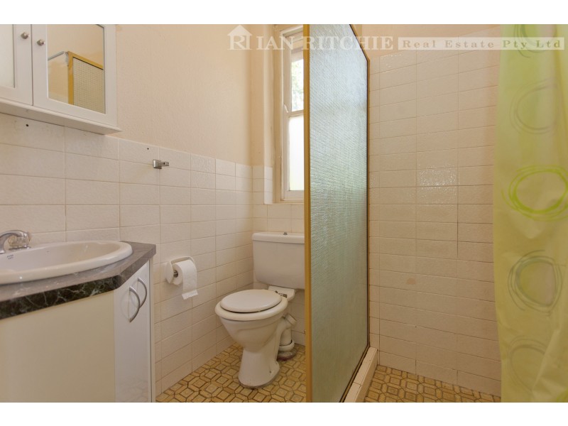 881 Frauenfelder Street, North Albury NSW 2640