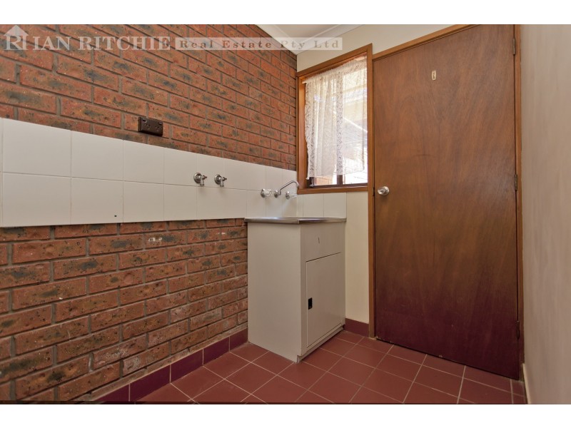 2/885 Chenery Street, Glenroy NSW 2640