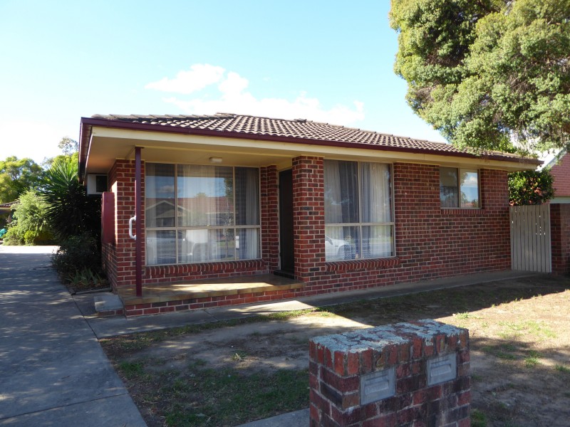 1/12 Worsley Place, Lavington NSW 2641