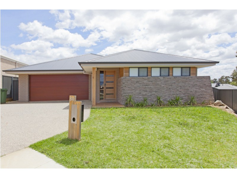 84 Wellington Drive, Thurgoona NSW 2640