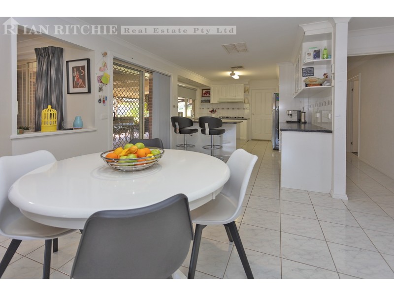 8 Helsingor Avenue, Wodonga VIC 3690