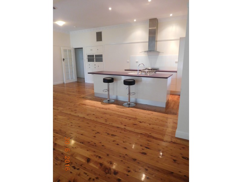 427 Parnall Street, Lavington NSW 2641