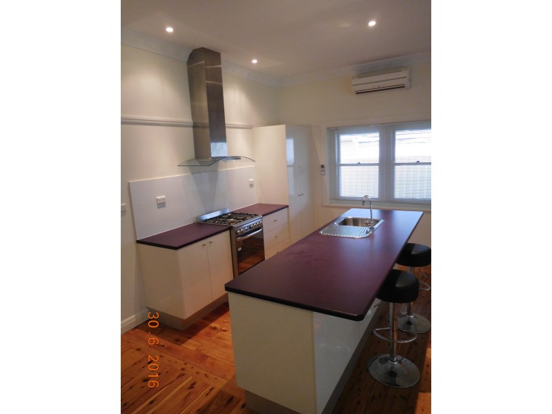 427 Parnall Street, Lavington NSW 2641