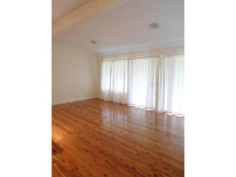 427 Parnall Street, Lavington NSW 2641