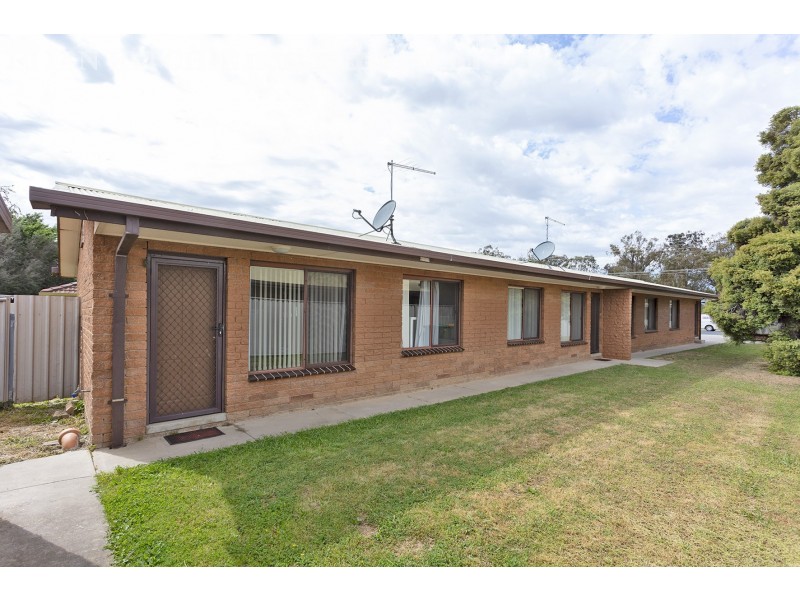 1-4/380 Kaitlers Road, Lavington NSW 2641