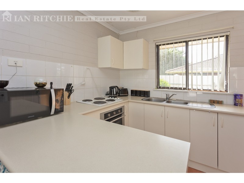 1-4/380 Kaitlers Road, Lavington NSW 2641