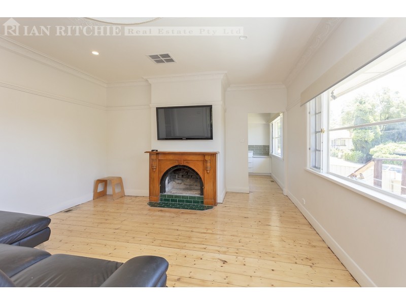 689 Berry Street, Albury NSW 2640