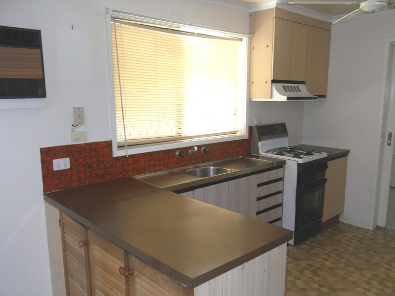 95 Pell Street, Howlong NSW 2643