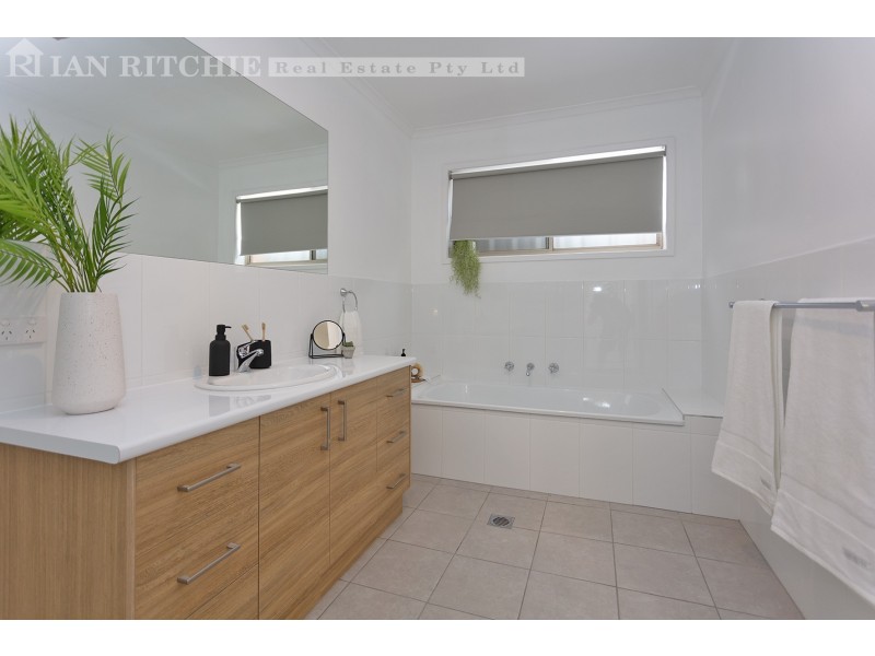 1/943 Chenery Street, Albury NSW 2640