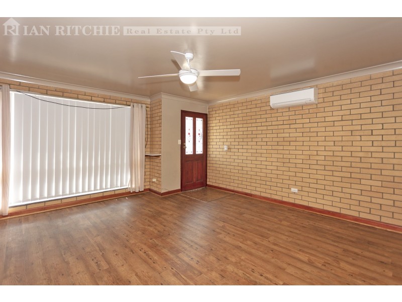 1 & 2/449 Griffith Road, Lavington NSW 2641