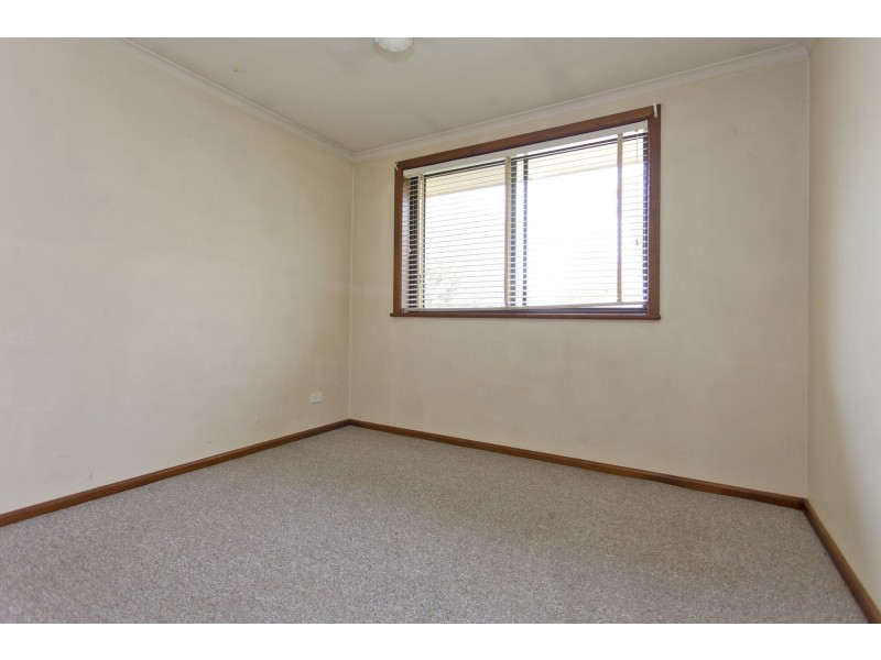 1/412 Dick Road, Lavington NSW 2641