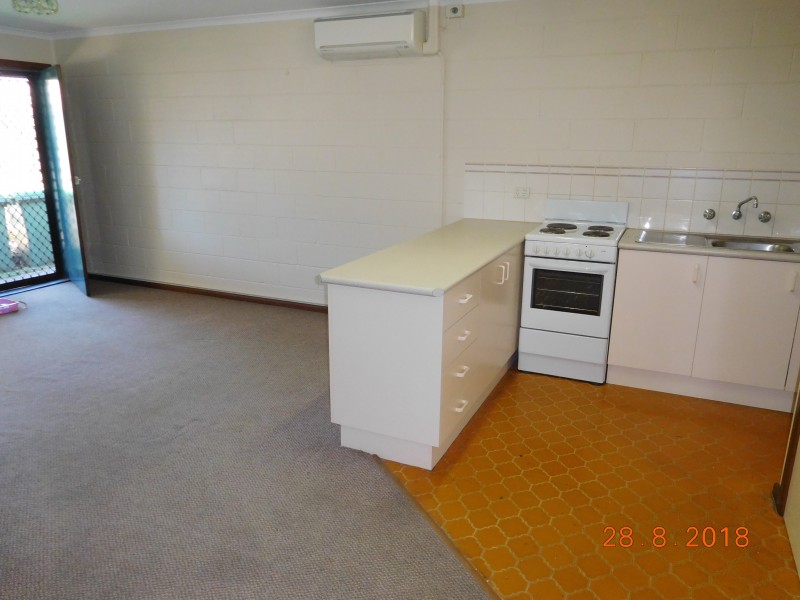 1/412 Dick Road, Lavington NSW 2641