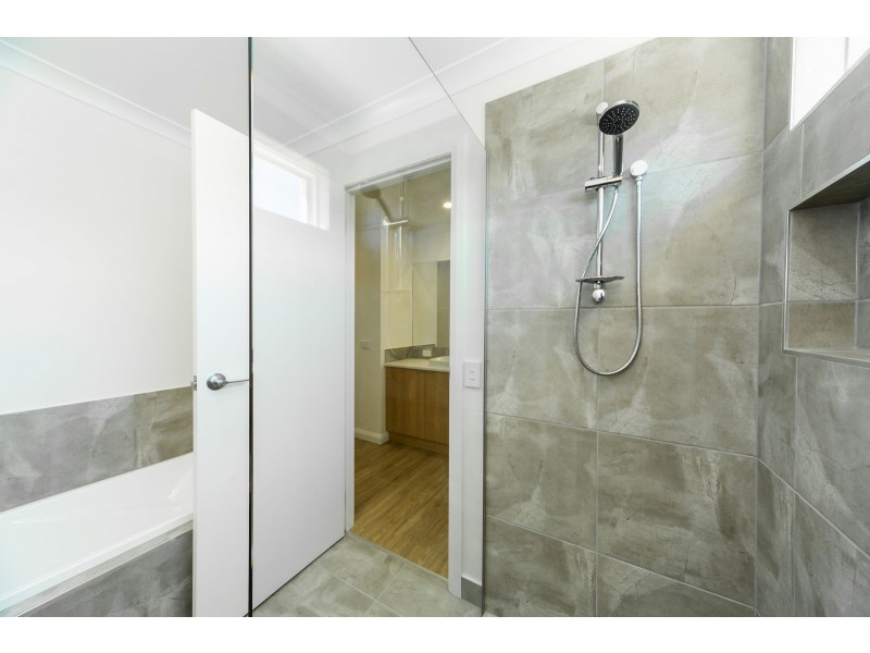 23 Mclaren Boulevard, Thurgoona NSW 2640