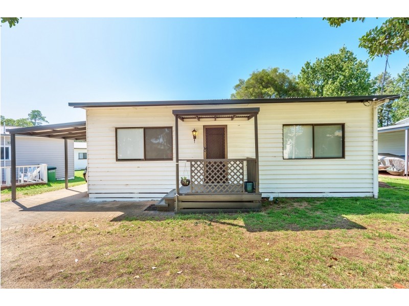 24 Brush Box Street, Albury NSW 2640