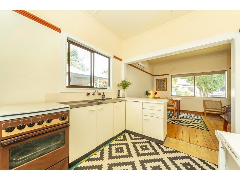 24 Brush Box Street, Albury NSW 2640