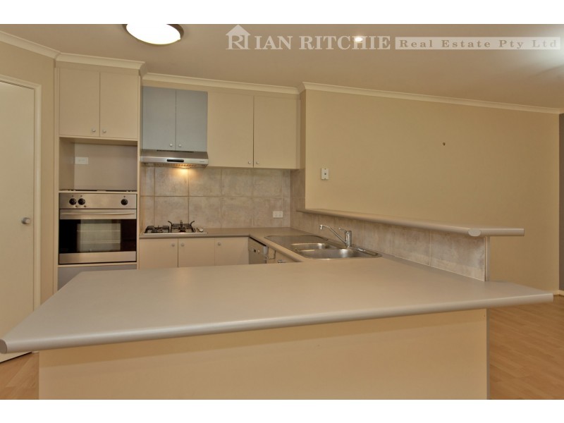 19 Adams Court, Thurgoona NSW 2640