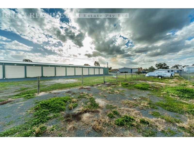 15 Stockwell Road, Jindera NSW 2642