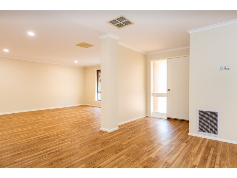 98 Mitchell Street, Jindera NSW 2642