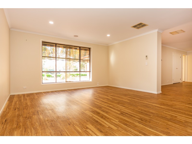 98 Mitchell Street, Jindera NSW 2642