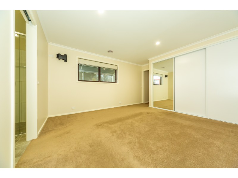 98 Mitchell Street, Jindera NSW 2642