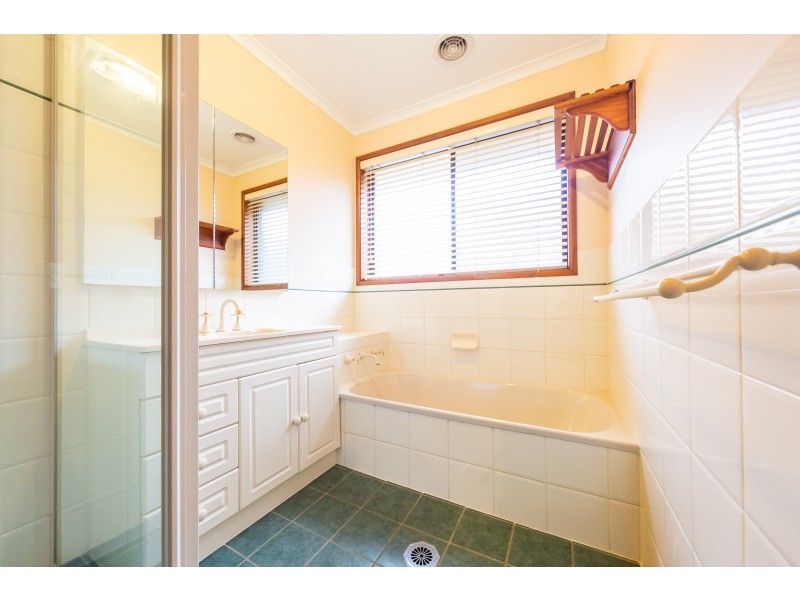 98 Mitchell Street, Jindera NSW 2642