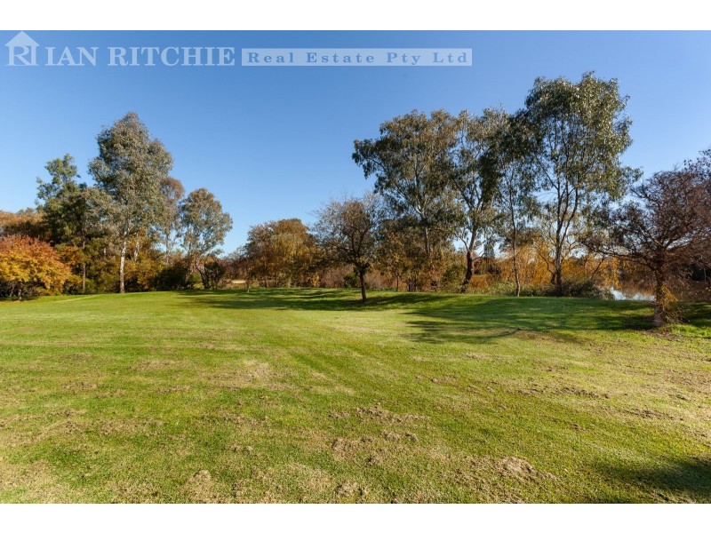 320 David Street, South Albury NSW 2640