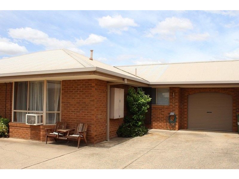 8/391 Prune Street, Lavington NSW 2641