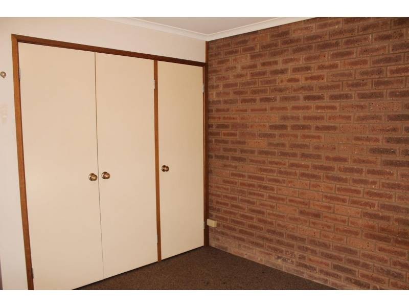 8/391 Prune Street, Lavington NSW 2641