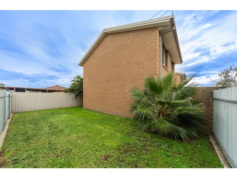 10/413 Bevan Street, Lavington NSW 2641