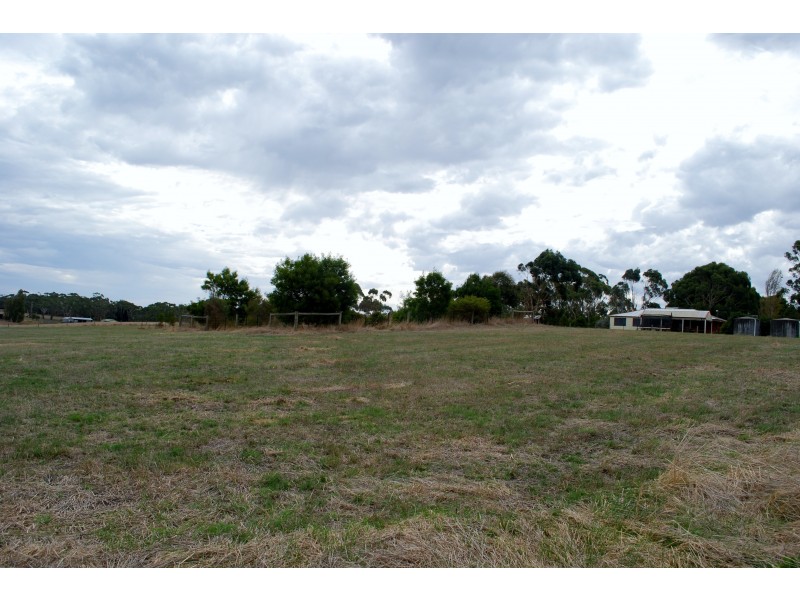 594 Panmure-Laang Road, Laang VIC 3265