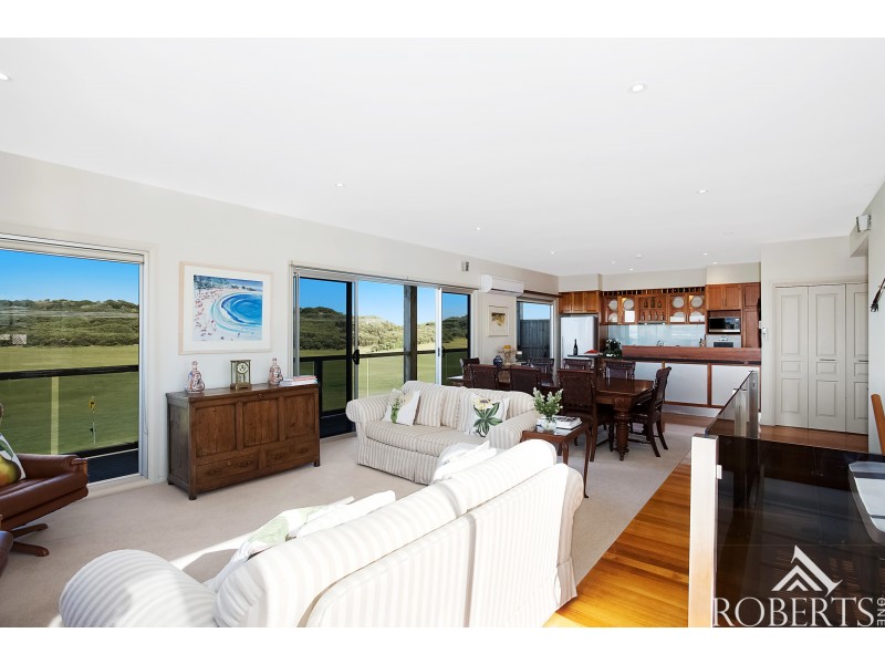 24 Schomberg Road, Peterborough VIC 3270