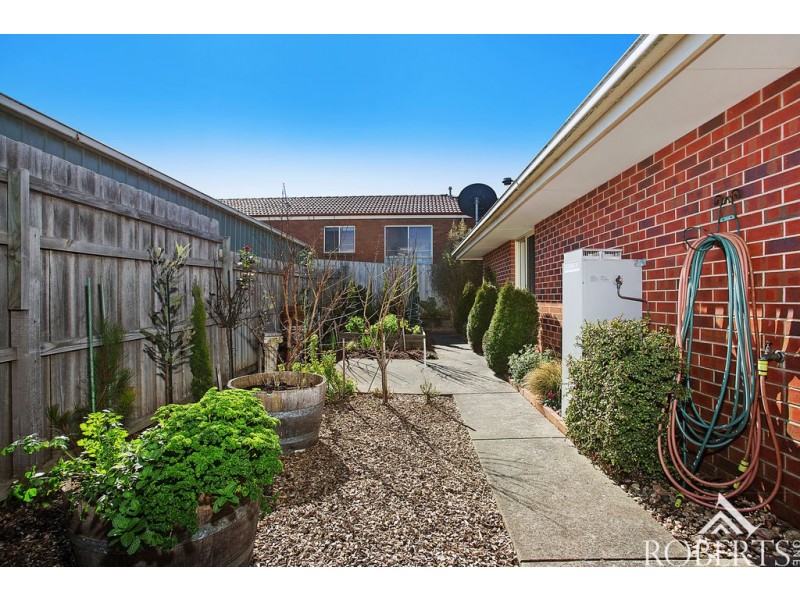1 Joleda Court, Dennington VIC 3280