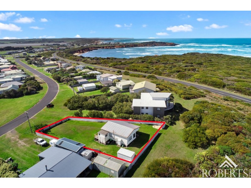 39 Merrett Street, Peterborough VIC 3270