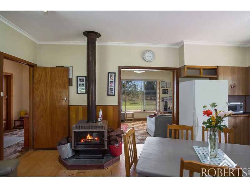 75 Sam Pearsons Road, Garvoc VIC 3265