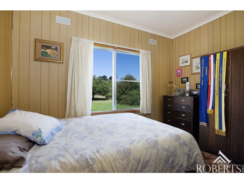 75 Sam Pearsons Road, Garvoc VIC 3265