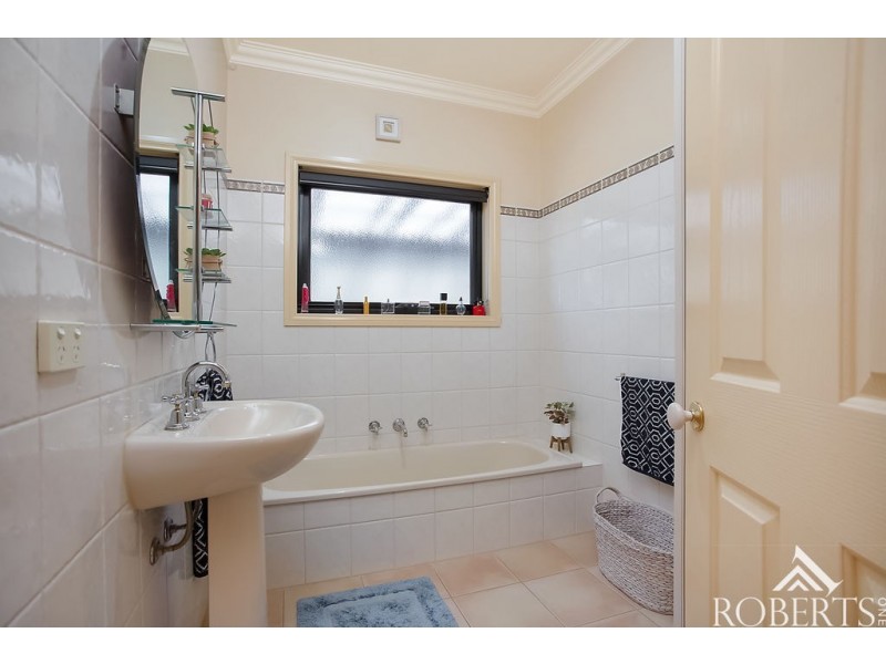 656 Princes Highway, Illowa VIC 3282
