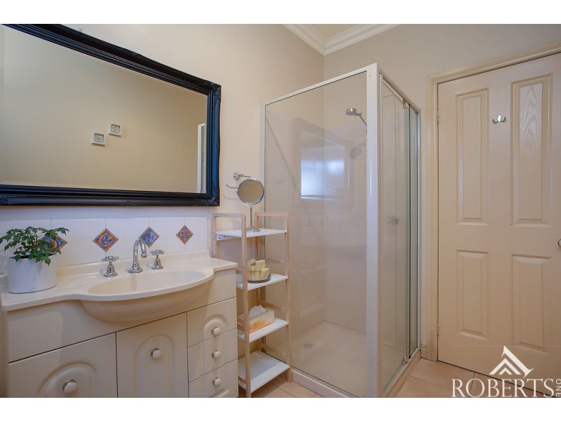 656 Princes Highway, Illowa VIC 3282
