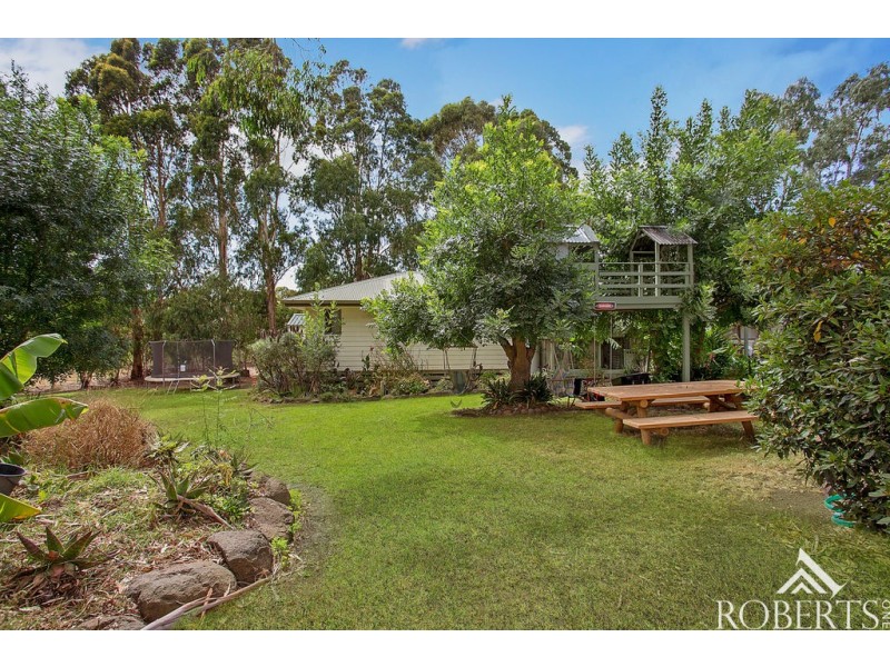 14 Jackson Street, Kirkstall VIC 3283