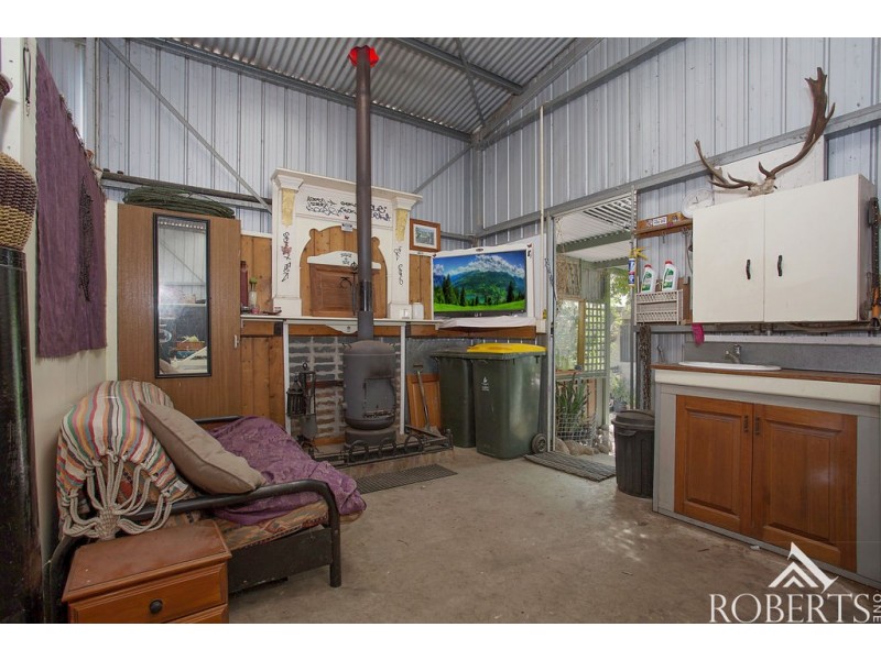 14 Jackson Street, Kirkstall VIC 3283