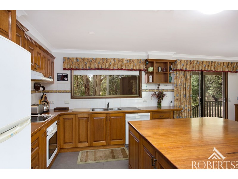 14 Jackson Street, Kirkstall VIC 3283