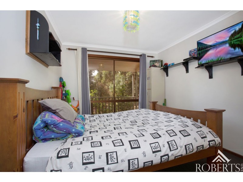 14 Jackson Street, Kirkstall VIC 3283