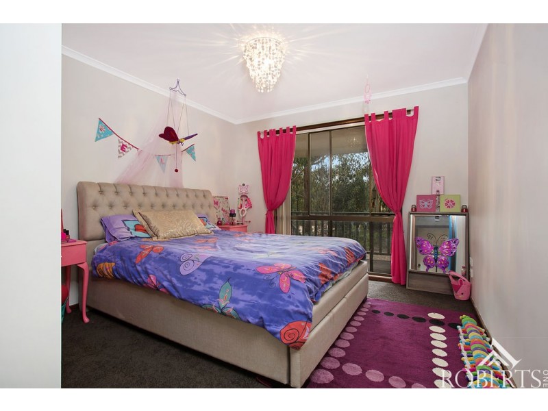 14 Jackson Street, Kirkstall VIC 3283