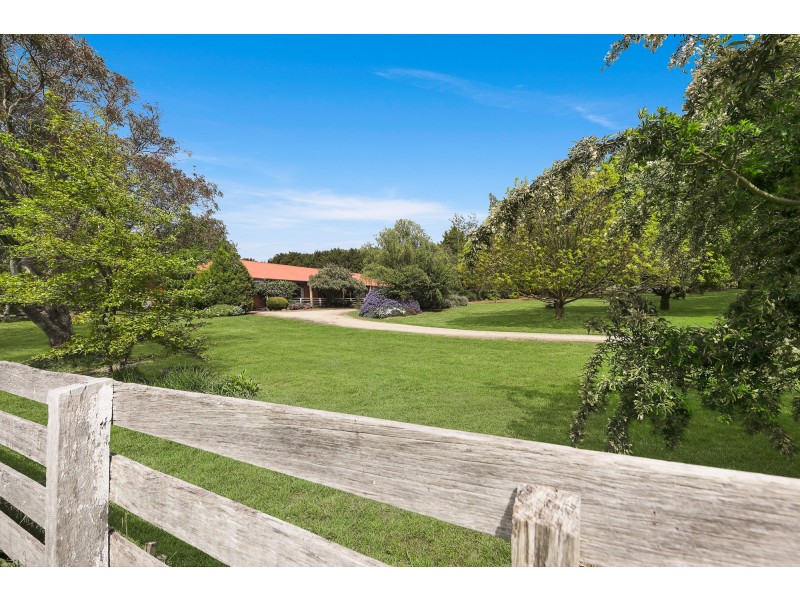 151 Ochiltrees Road, Romsey VIC 3434