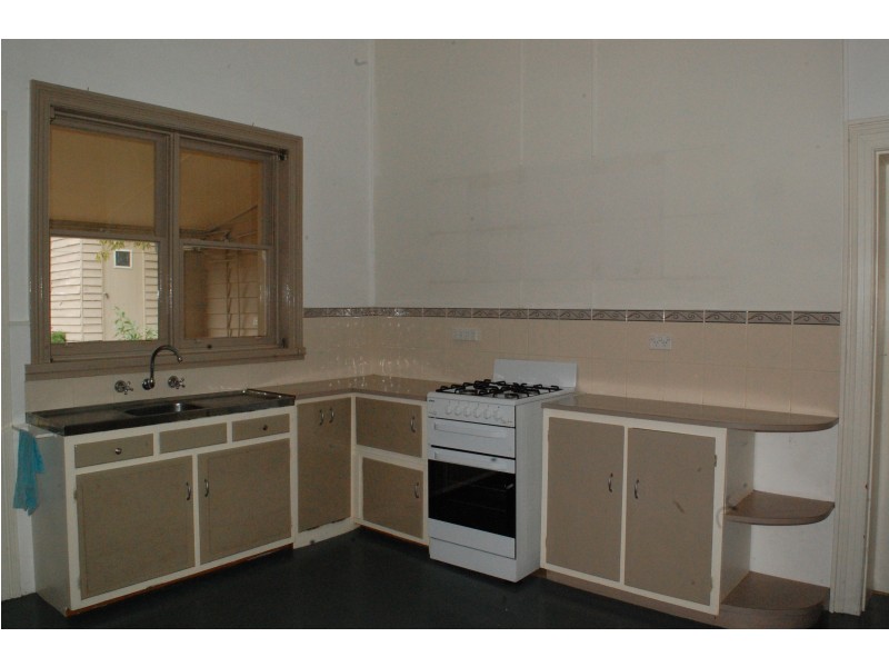 904 Raglan Parade, Warrnambool VIC 3280