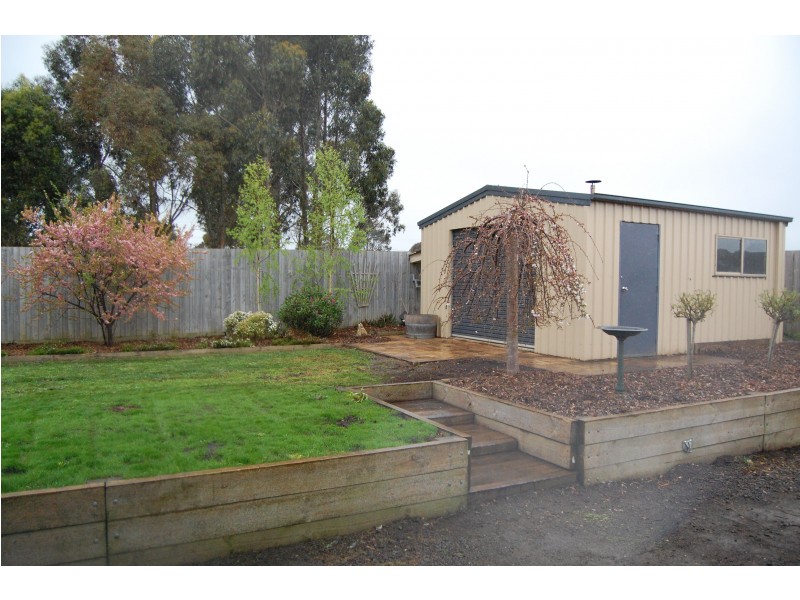 1 Gladman Court, Koroit VIC 3282