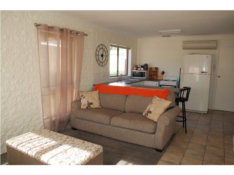 1/3 Suzanne Crescent, Warrnambool VIC 3280