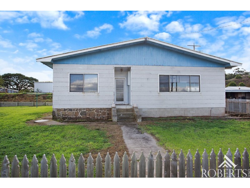 37 Glenormiston Road, Noorat VIC 3265