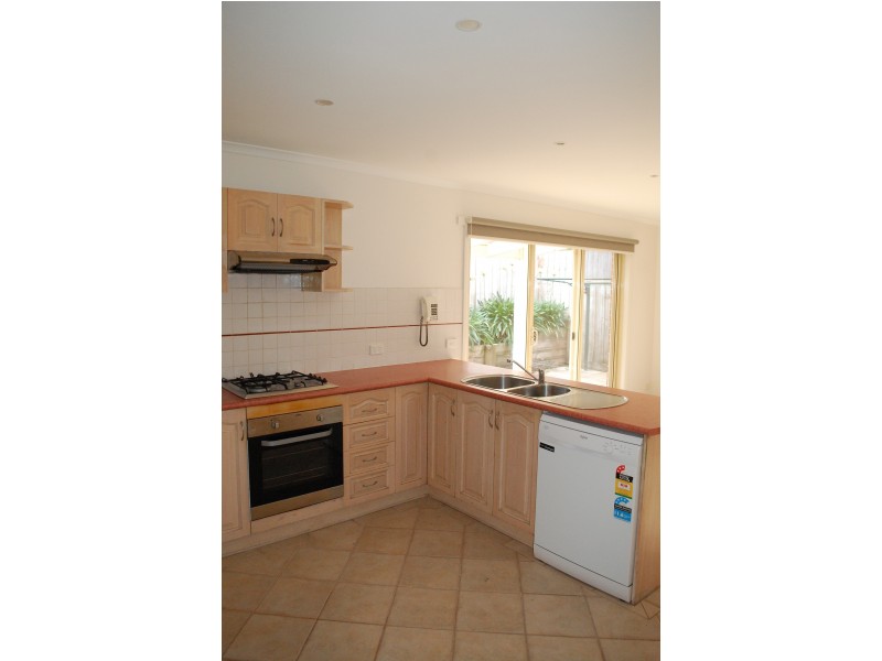 2/24 Mortlake Road, Warrnambool VIC 3280